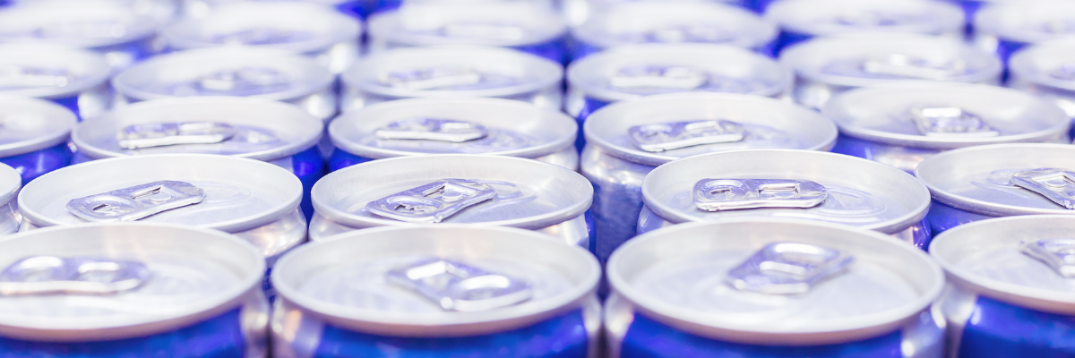 Por que bebidas energéticas são perigosas para adolescentes e como proteger seu filho