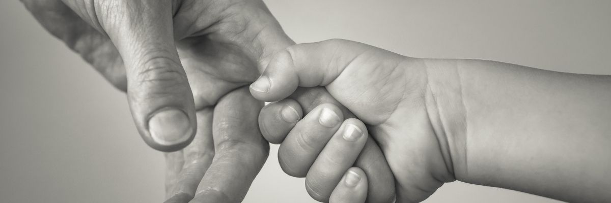 Quanto tempo os pais dedicam aos filhos nos primeiros anos