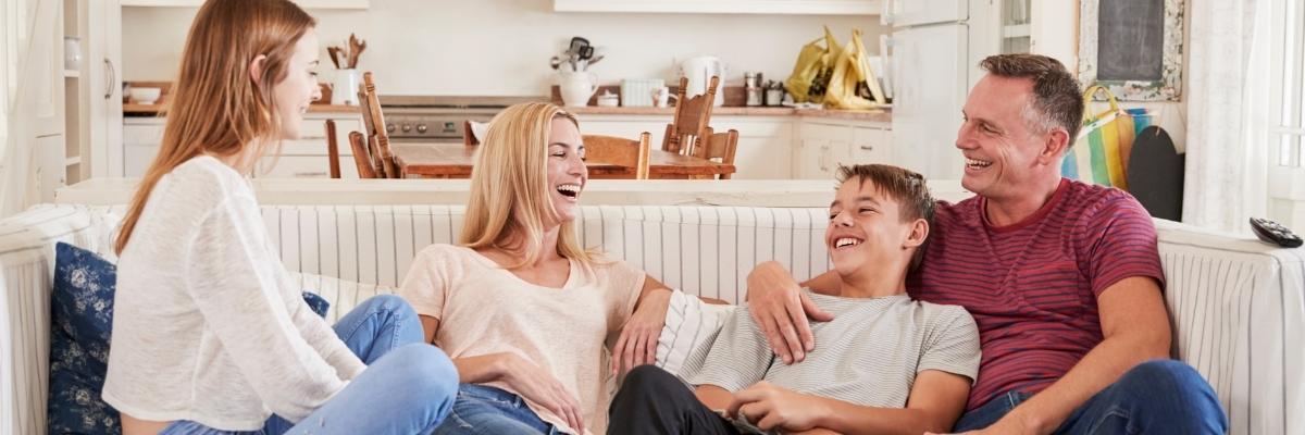 Como fortalecer a relação entre pais e adolescentes na fase de afastamento